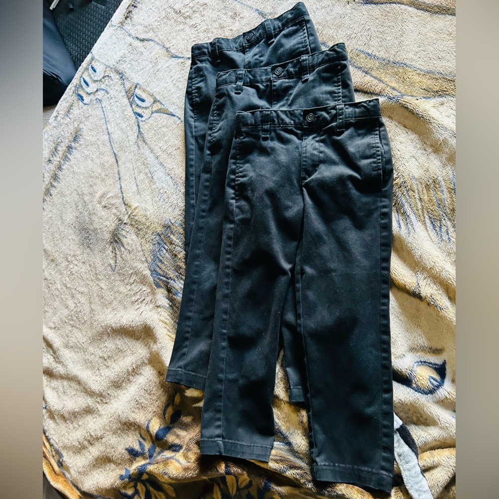 3 sets of boys school uniform (size 5/black)